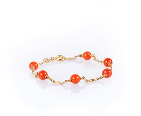 Bracciale da battesimo in oro e corallo