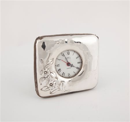 Sveglia al quarzo rivestito in lamina d'argento