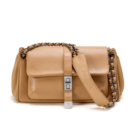 Chanel 2.55 Vintage Limited Edition in pelle con metalleria argentata,...