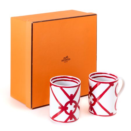 Hermes mugs in fine porecellana, collezione Balcon du Guadalquivir. Corredate...