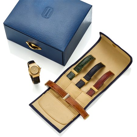 Boucheron Reflet-solis. Cassa in oro giallo 18 Kt, con cinturino in pelle e...