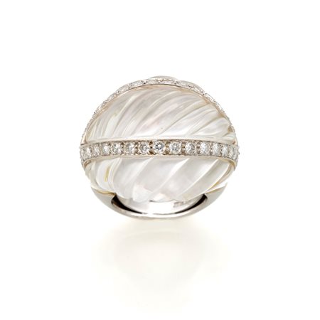 Anello anni '70 circa, firmato Webb in oro bianco 18 Kt e platino con...