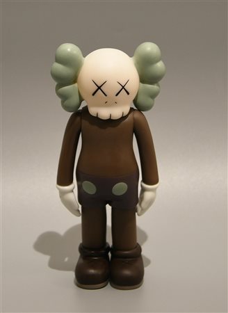KAWS COMPANION, 2004 scultura in vinile, cm 20x8x5 sotto la base: punzone con...