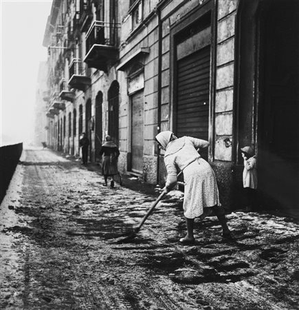 Virgilio Carnisio (1938)  - Milano, via Pepe 2, 1962
