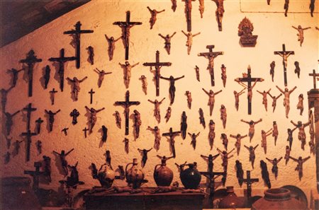 David Byrne (Dumbarton 1952) One Man's Cross Collection 1989 Fotografia cm...