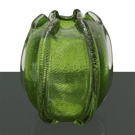 Archimede Seguso (Murano 1909-Murano 1999)  - Vaso verde in vetro pulegoso di Murano , 1950