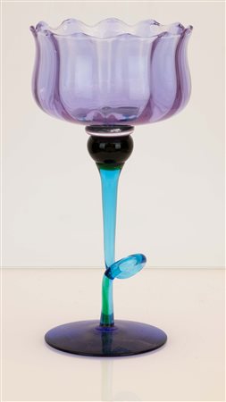Bicchiere floreale in vetro di Murano nei colori del blu, verde e lilla   
