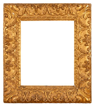 Grande cornice dorata a foglia oro. Manifattura emiliana del XVII secolo.    
