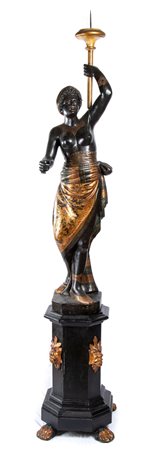 Tre grandi sculture in stile veneziano raffiguranti mori in legno policromo e dorato della fine del XIX secolo   