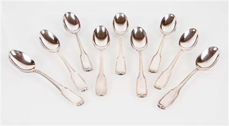 Lotto composto da 9 cucchiaini da tè in argento 800/000 con punzone 15 BS di Ellighidini Bosco   