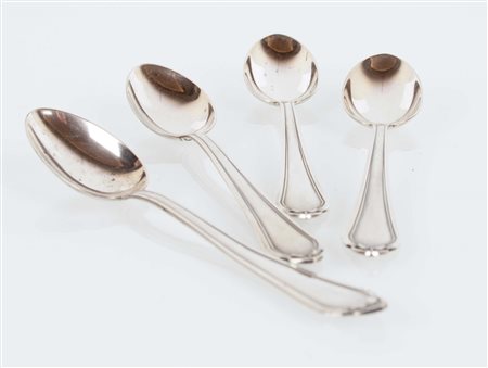 Lotto di 4 cucchiaini da tè in argento 800/000 con punzone Bologna   