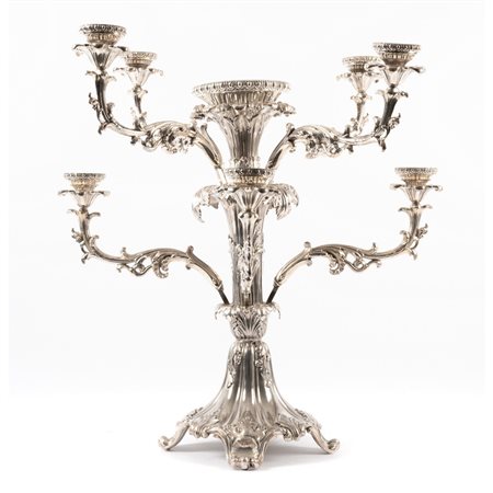 MANIFATTURA INGLESE DEL XIX SECOLO, Candelabro