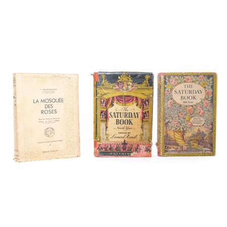 TRE VOLUMI DI VARIA IN LINGUA FRANCESE E INGLESE