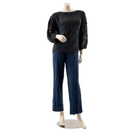 DUE MAGLIE, UN PANTALONE, UNA GONNA