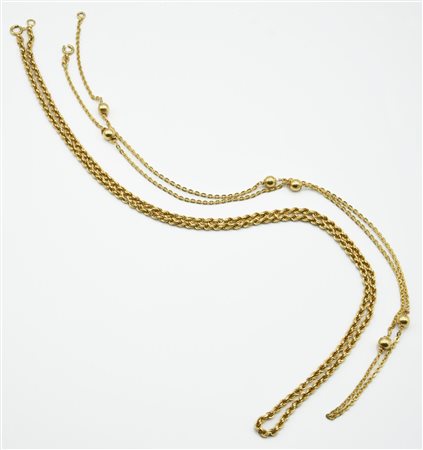 LOTTO DI DUE COLLANE IN ORO GIALLO due collane realizzate rispettivamente una...