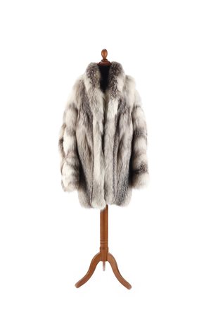 AUTORE NON IDENTIFICATO - Pelliccia artigianale in volpe.