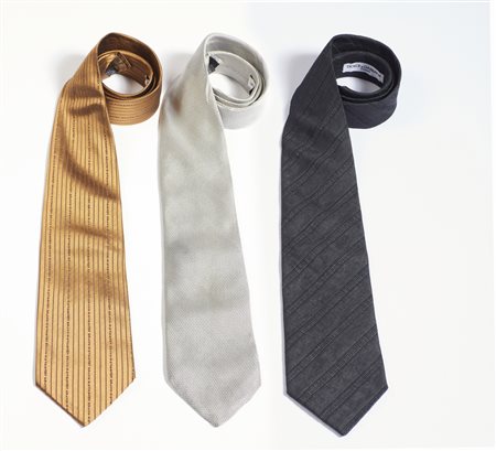 DOLCE E GABBANA - Lotto composto da 3 cravatte.