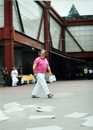 JULIEN BLAINE Performance, Museo Pecci, Prato, 2006 Fotografia a colori cm....