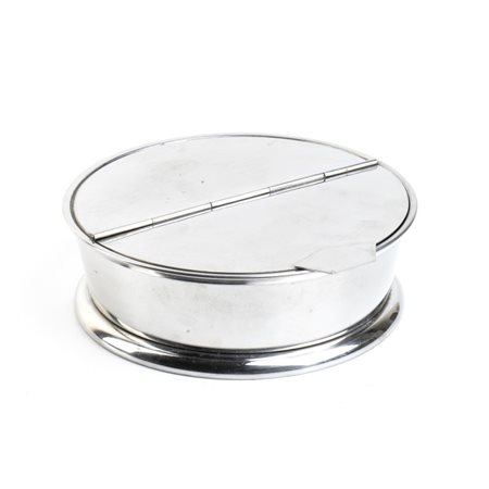 GIO’ PONTI   
Milano, 1891 - 1979  
Scatola posacenere della Krupp disegnata da Gio Ponti Anni '60 del XX secolo
 18,5x6