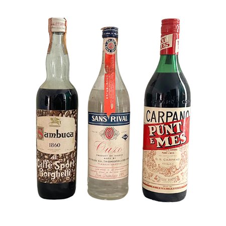 3 Bottiglie di Sambuca di origine Europea e esteri SAMBUCA 1860 al caffè...