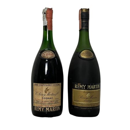 2 Bottiglie di Champagne Cognac 2 REMY MARTIN FINE CHAMPAGNE COGNAC VINO...