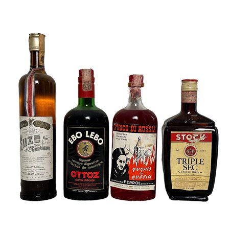 4 bottiglie di liquore SUZE GENTANE 75cl 20%vol EBO LEBO OTTOZ 75cl 43%vol...