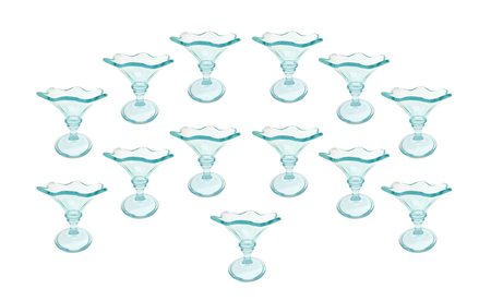 N. 18 coppe in vetro color turchese