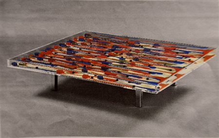 ARMAN Togo, 2003 Tavolo – serigrafia su plexiglass e bottigliette...