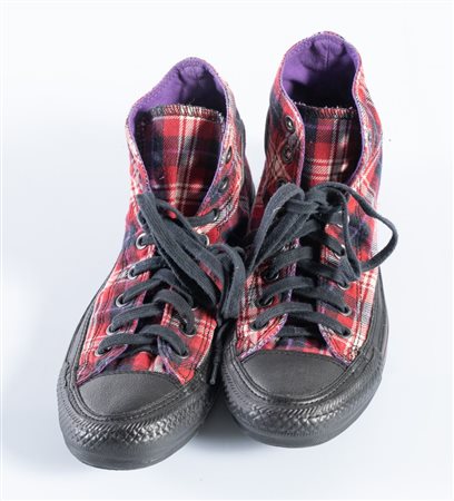 CONVERSE Sneakers in tessuto tartan rosso e nero. Taglia riportata: US 6,5....