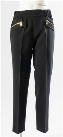 MOSCHINO BOTIQUE Pantaloni in polyestere nero rifniti da zip in metallo...