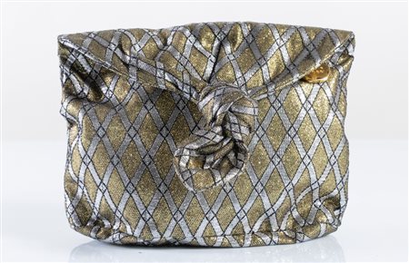 ROSSI E ROSSI Pochette in tessuto laminato argento e oro. Chiusura a nodo e...