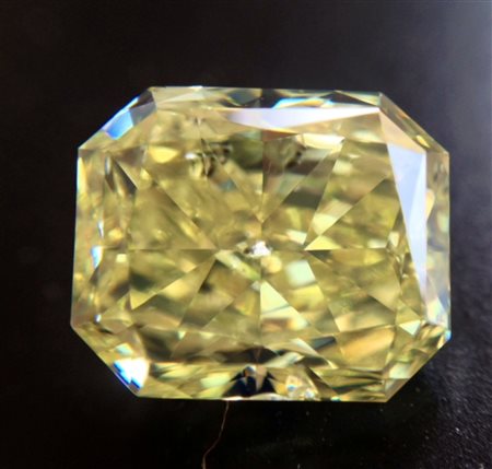 DIAMANTE 1,76 CT GIALLO INTENSO – SI2 - IGI – RM30301