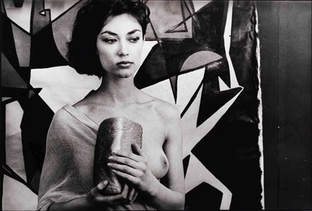Sergei Borisov 1947 Girl with bread, 1989 stampa alla gelatina ai sali...