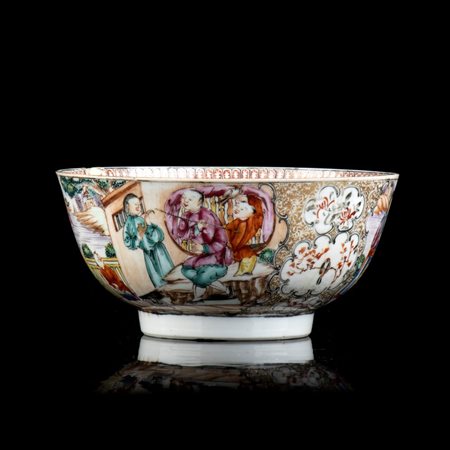  
CIOTOLA IN PORCELLANA 'FAMIGLIA ROSA' 
 