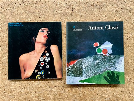 EDUARDO ARROYO E ANTONI CLAVÉ - Lotto unico di 2 cataloghi