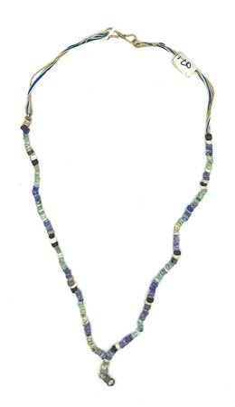 SOTTILE COLLANA IN FAIENCE verde, bianca e azzurra con vaghi circolari,...