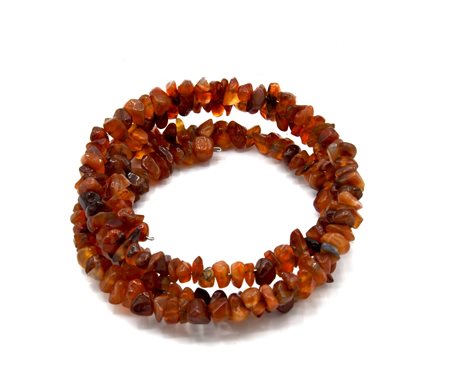 BRACCIALE DI AMBRA composta da chips di ambra, indossabile anche come collana...