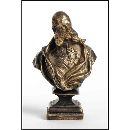  
Piccolo busto di Franz Joseph Militaria...
 