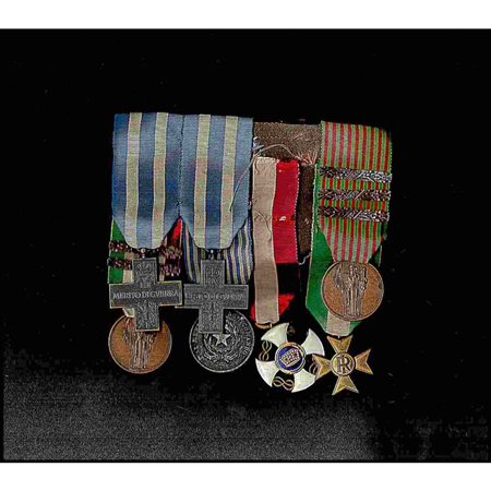  
Medagliere post bellico Ordini Cavallereschi e Medaglie...
 