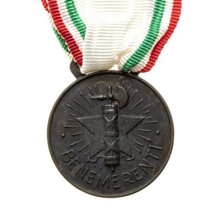  
MEDAGLIA DI BENEMERENZA DELLA CRI ORDINI E MEDAGLIE - ITALIA, RSI...
BRONZO, 32 MM 