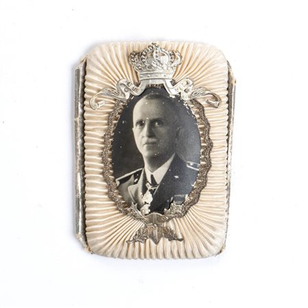  
FOTO RITRATTO DI RE VITTORIO EMANUELE III primo quarto XX sec.
 