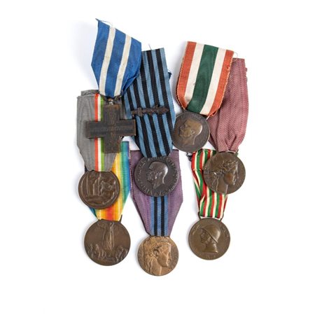  
LOTTO DI 7 MEDAGLIE prima metà XX sec.
 
