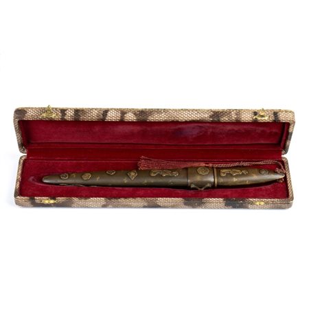  
TAGLIACARTE CON DEDICA prima metà XX sec.
 