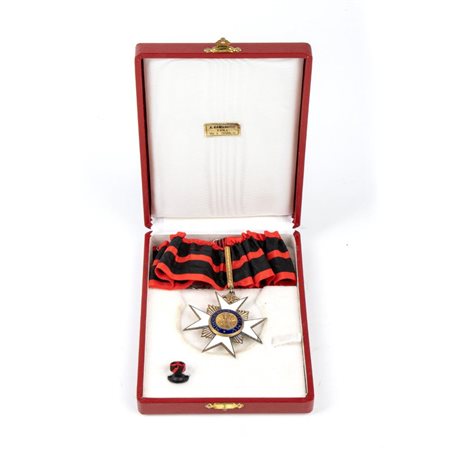  
Ordine di San Silvestro, insegna di commendatore metà XX sec.
 