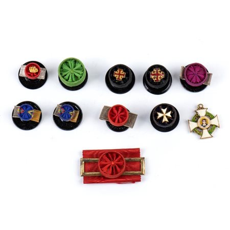  
Lotto rosette varie metà XX sec.
 