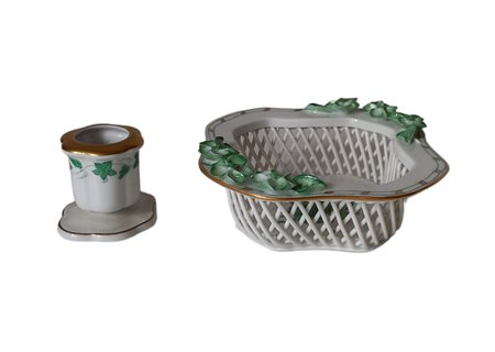 HEREND - PORTACANDELA E CESTINO (ROTTURA E MANCANZE) IN PORCELLANA DECORATA...