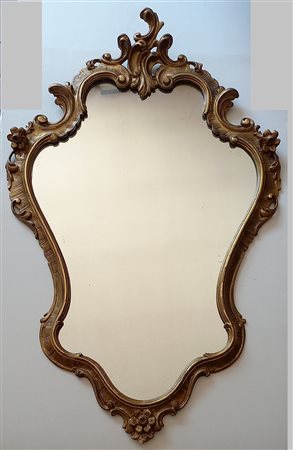 SPECCHIERA IN LEGNO INTAGLIATO E DORATO CM.102X64 - XX SECOLO
