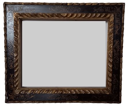 ANTICA SPECCHIERA IN LEGNO INTAGLIATO EBANIZZATO DECORATO IN ORO E STUCCO...