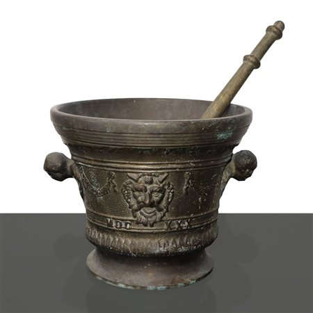 Mortaio in bronzo con Pestello, nineteen° secolo
