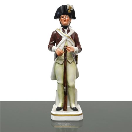 Capodimonte - Statua in ceramica Capodimonte di soldato